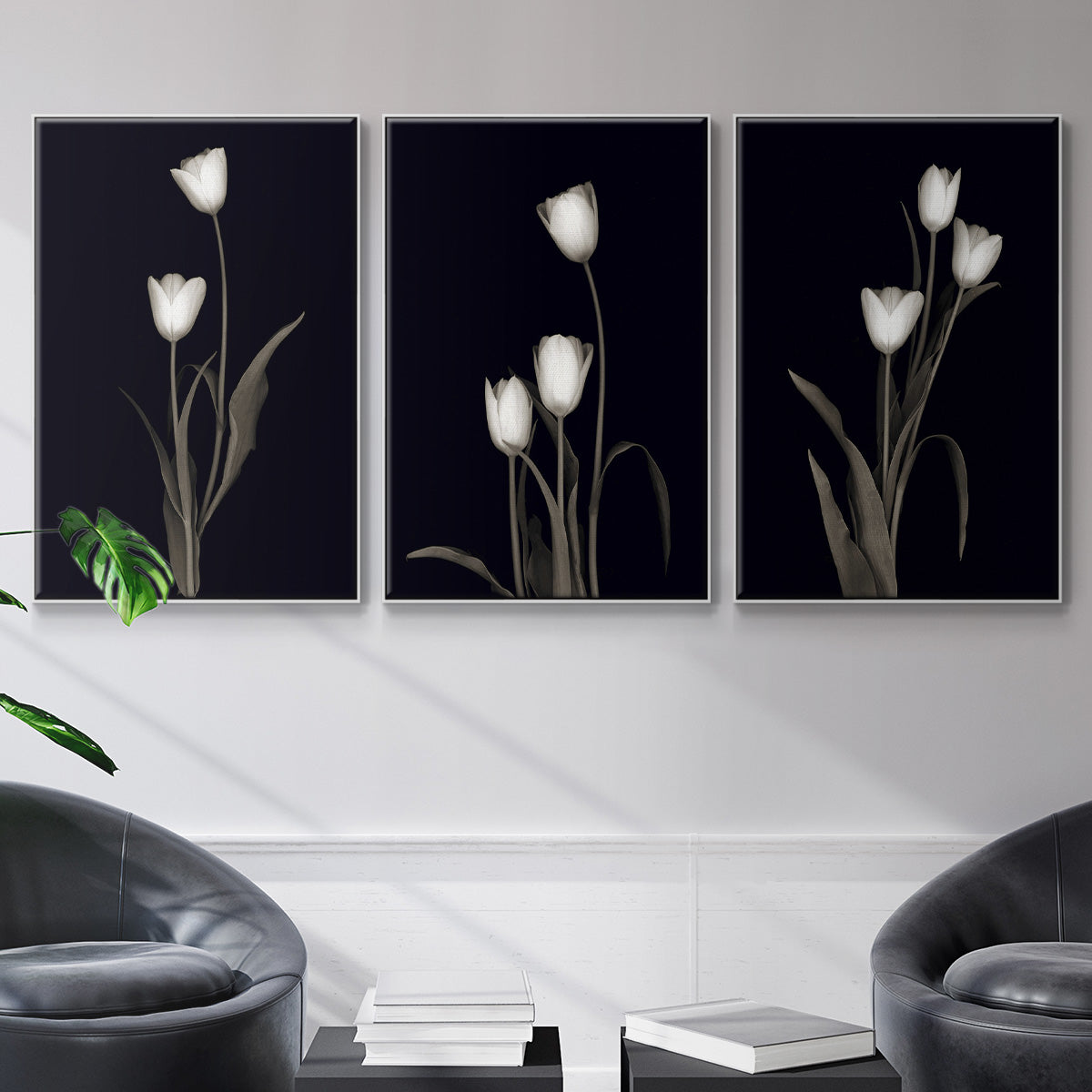Tulip Pose I - Floater Framed Canvas Set