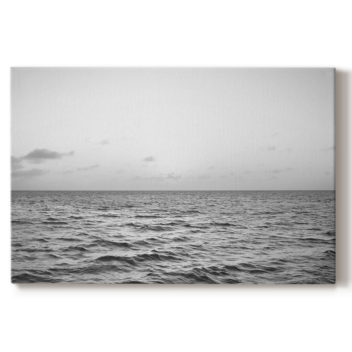 ocean,sea,horizon,waves,twilight,sky,clouds,calmness,solitude,tranquility,water,nature,coast,landscape,scenery,evening,dark,serene,blue,light,relaxation,peaceful,environment,marine,ripples,reflective,quiet,vastness,depth,sky colors,nautical,coastline,beauty,atmospheric,outdoor,mood,seascape,distant,travel,exploration,escape,scenic,calm