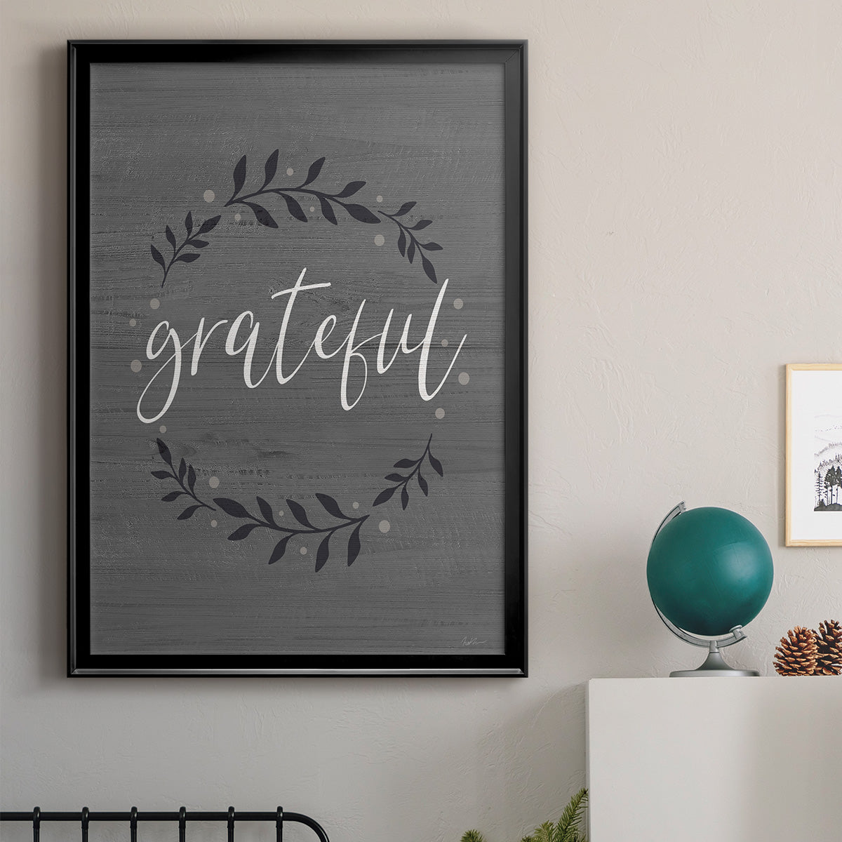 Grateful Wreath - Modern Framed Canvas Print