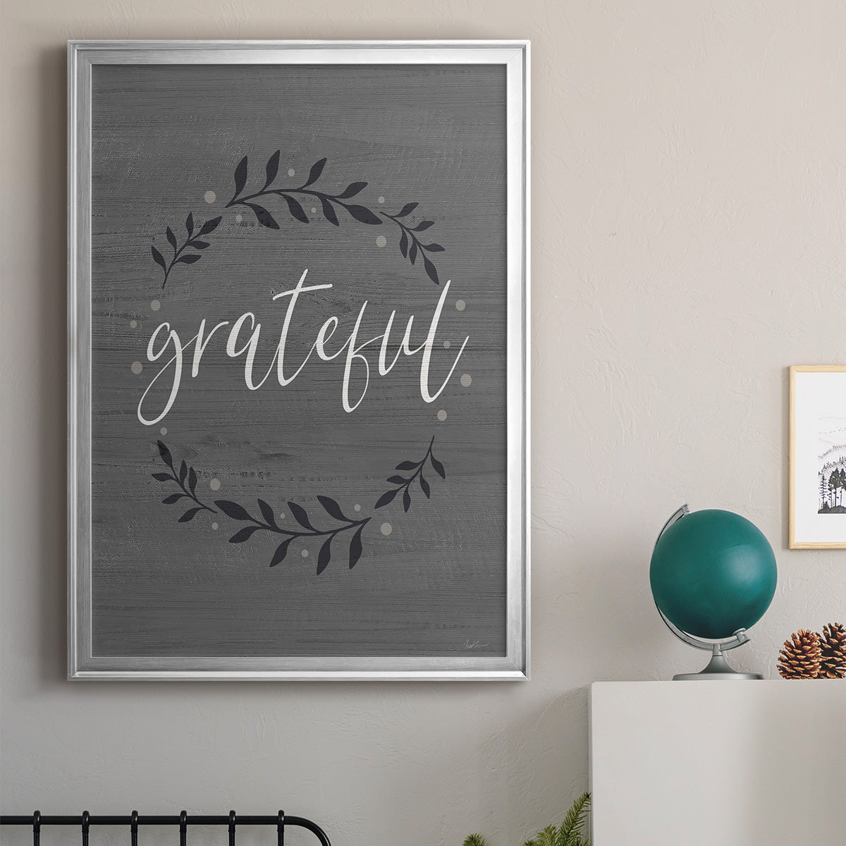 Grateful Wreath - Modern Framed Canvas Print