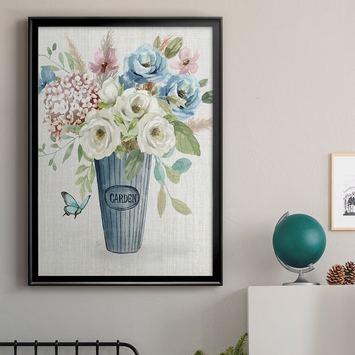 Garden Bouquet - Modern Framed Canvas Print