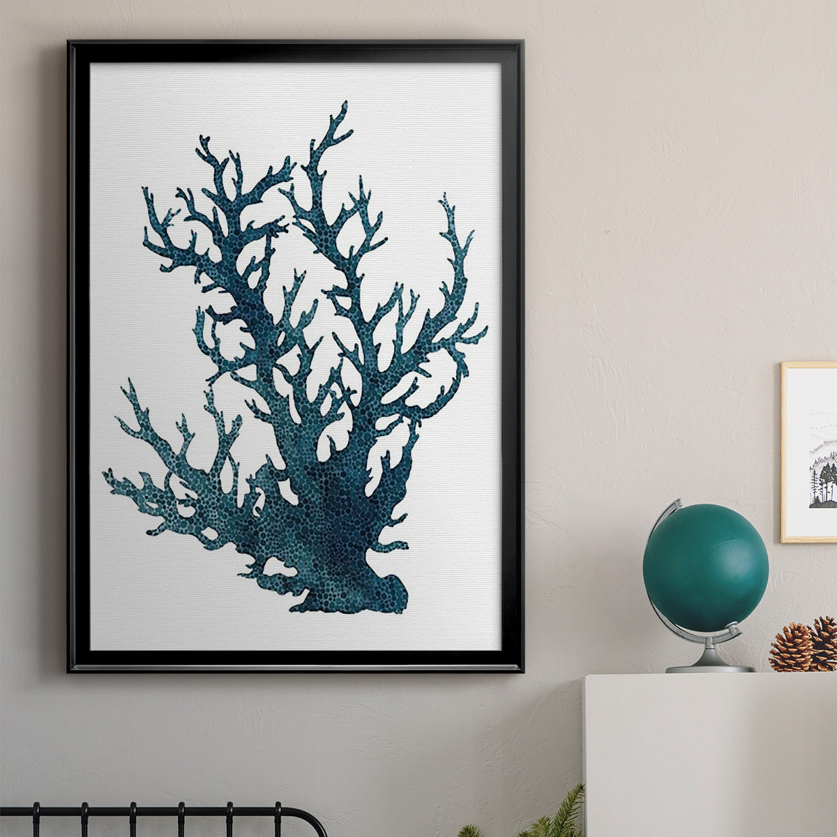 Coral Souvenirs IV - Modern Framed Canvas Print