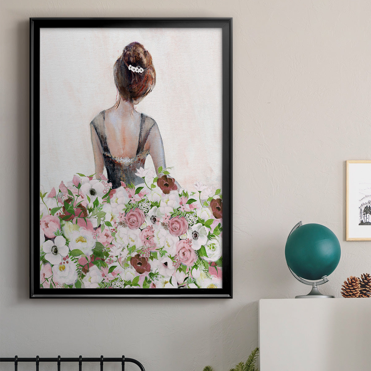 Beautiful Floral Contemplation I - Modern Framed Canvas Print