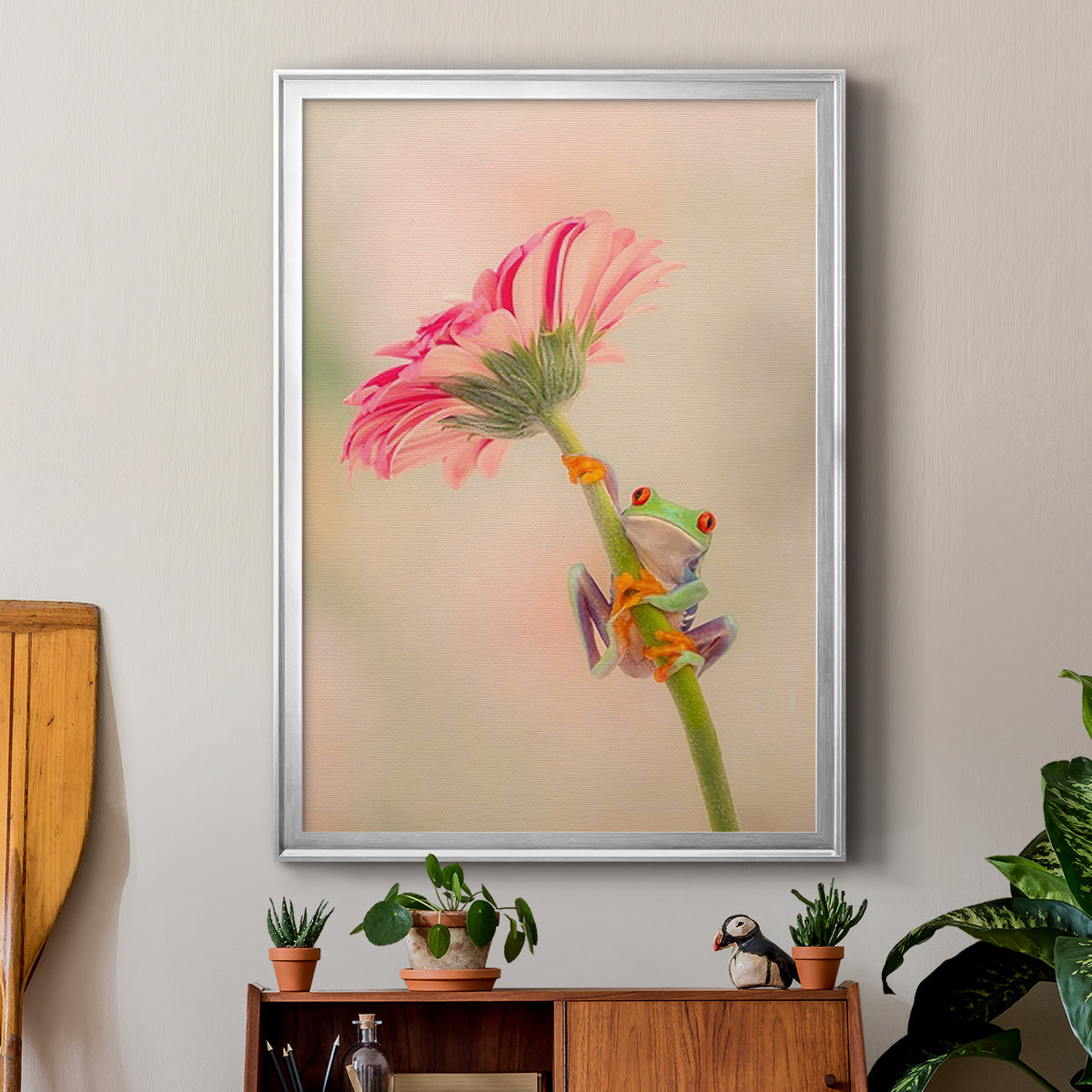 Hanging On I - Modern Framed Canvas Print