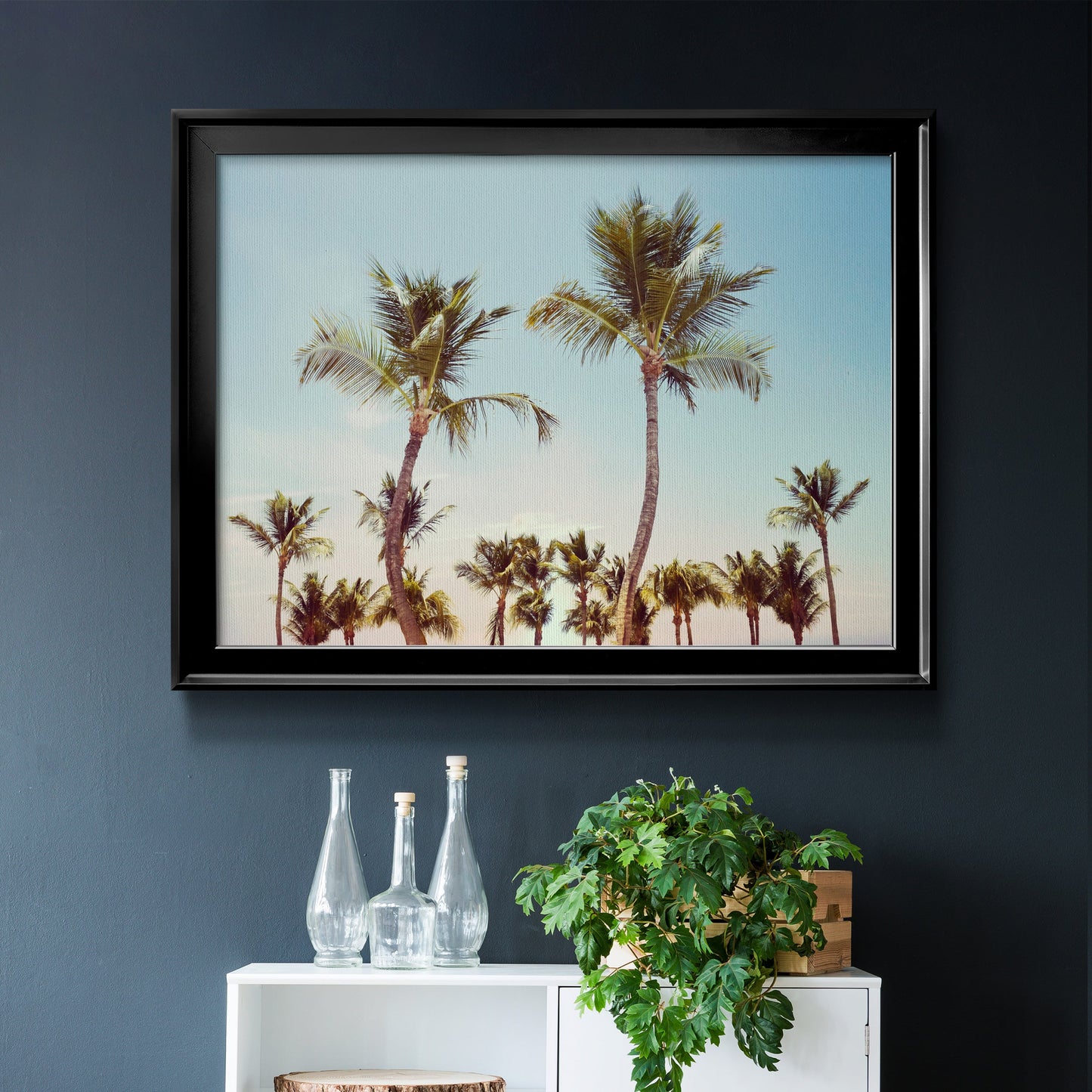 Aruba Palm - Modern Framed Canvas Print