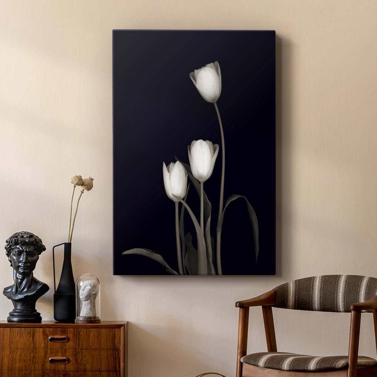 Tulip Pose III - Canvas Art Print