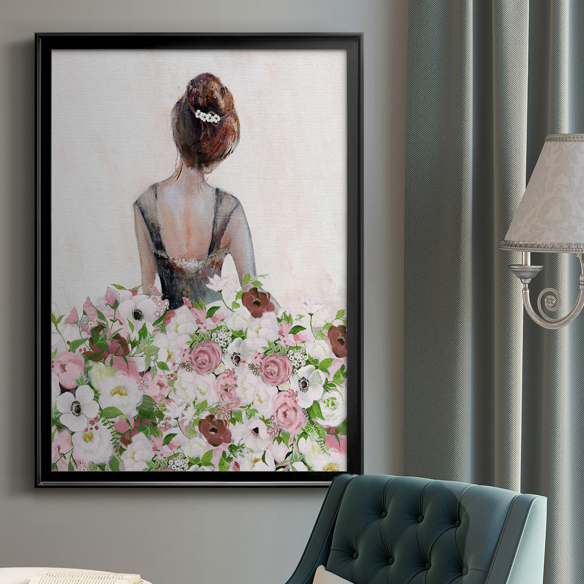 Beautiful Floral Contemplation I - Modern Framed Canvas Print