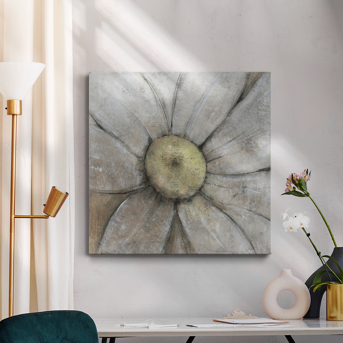 Close-Up Daisy II - Canvas Art Print