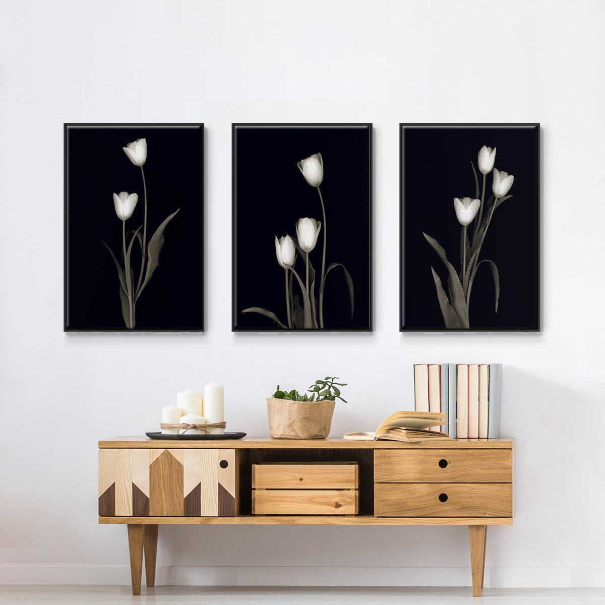 Tulip Pose I - Floater Framed Canvas Set