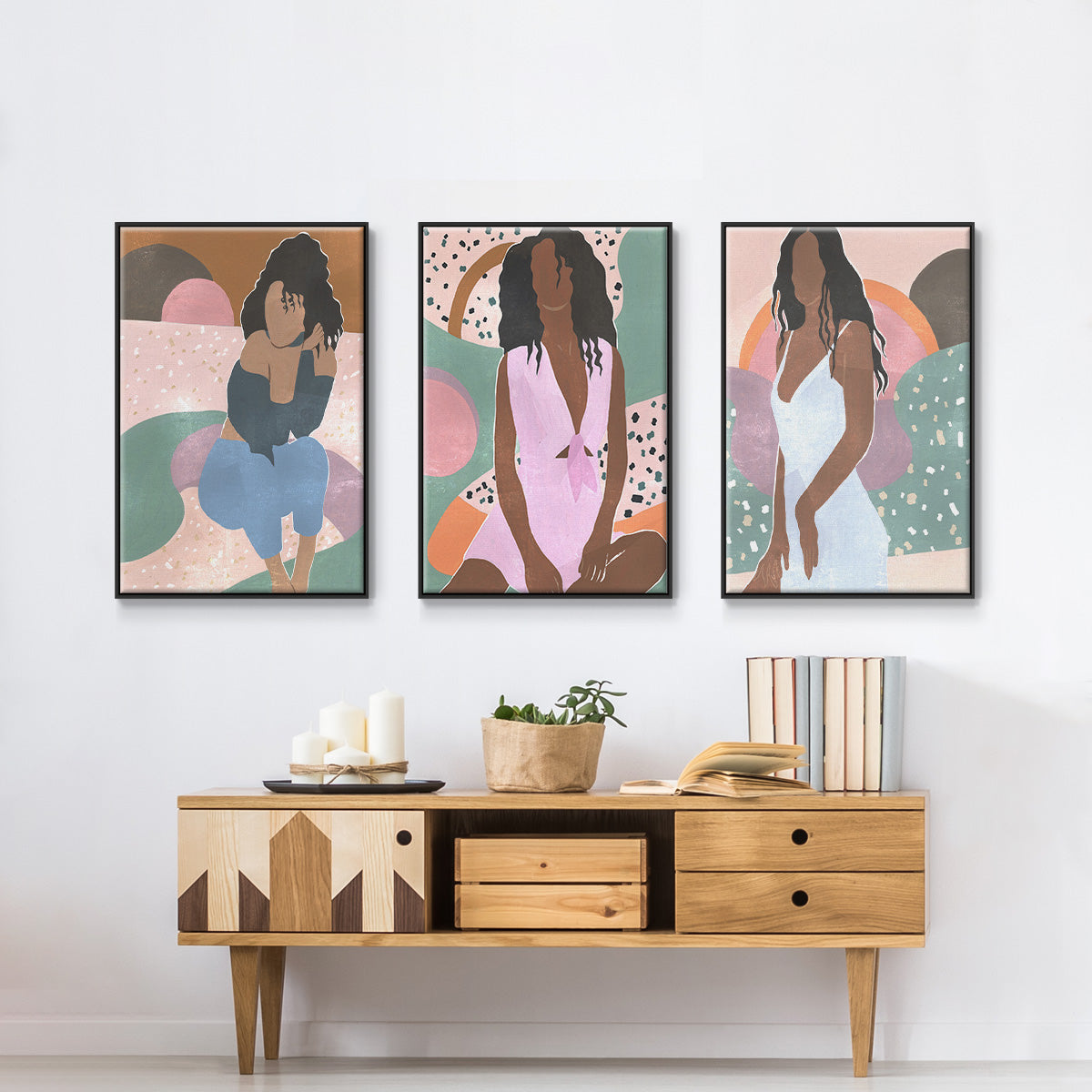 Curly Lady I - Floater Framed Canvas Set