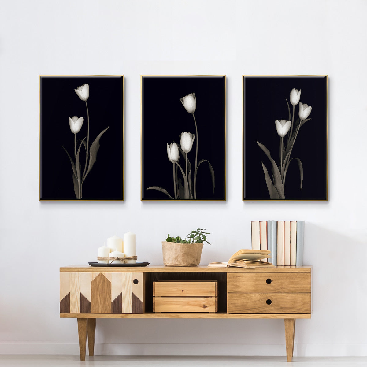 Tulip Pose I - Floater Framed Canvas Set