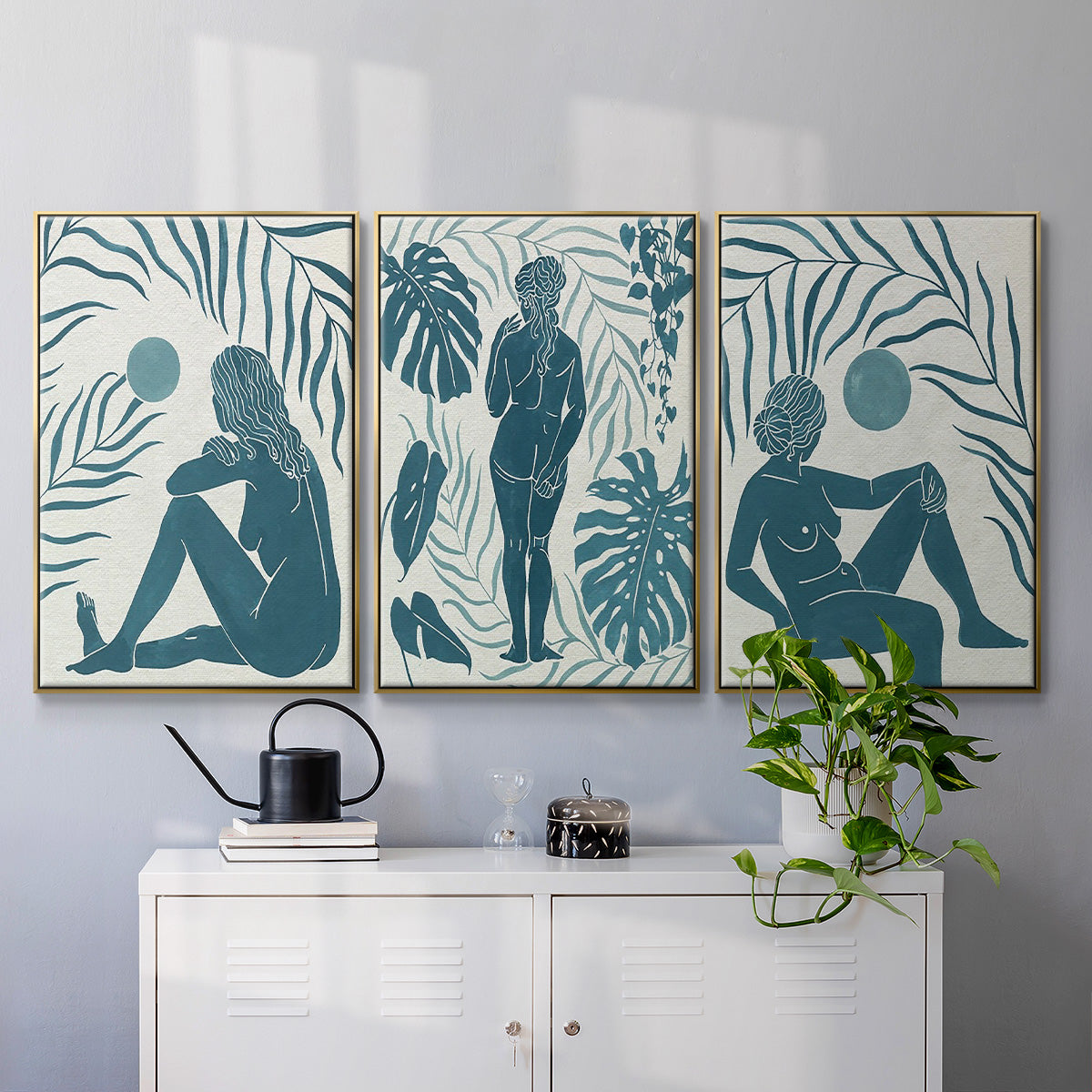 Moon Gazer I - Floater Framed Canvas Set